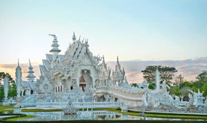 Wat Rong Khun Chiang Rai Thailand
